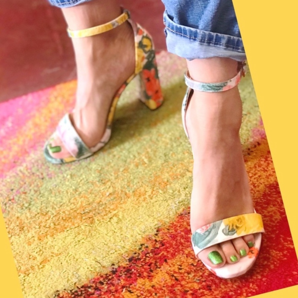 NIB Spring Floral Print Chunky Block Heel Sandal - Picture 3 of 6
